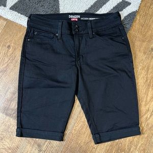 🎉Denizen from Levi’s modern skinny shorts B3-20